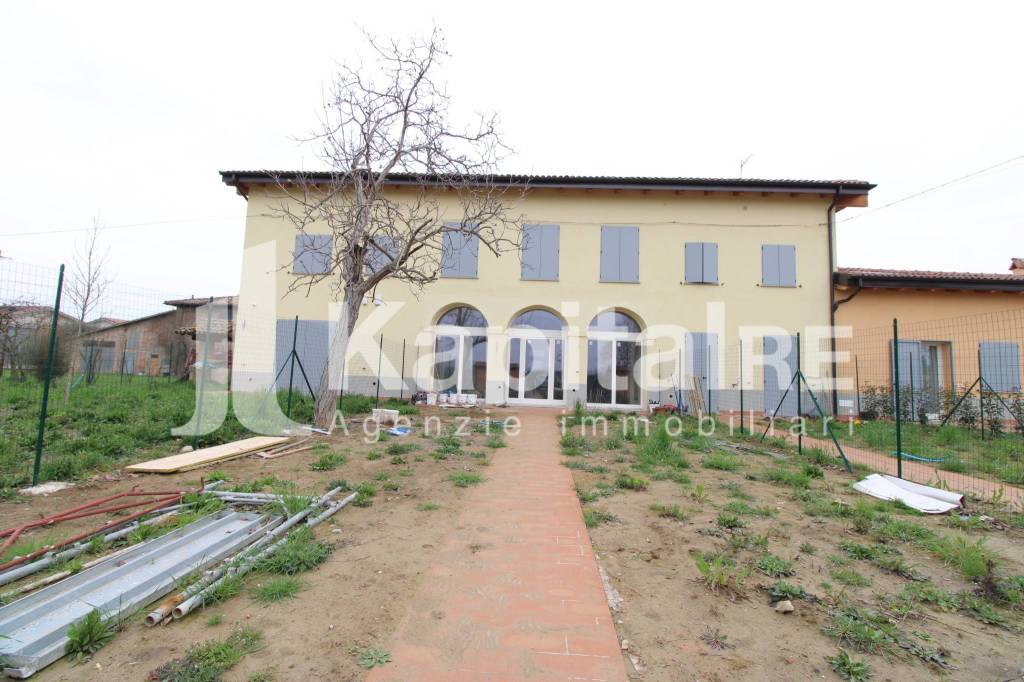 casa indipendente in vendita a Castenaso