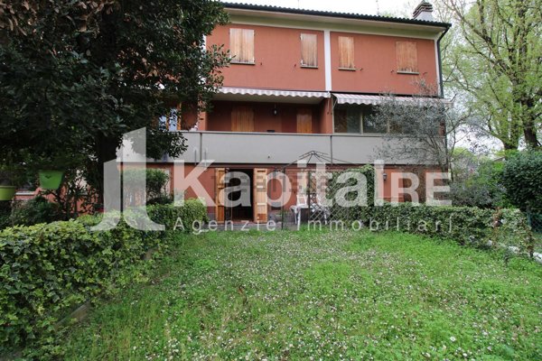 casa indipendente in vendita a Castenaso in zona Fiesso