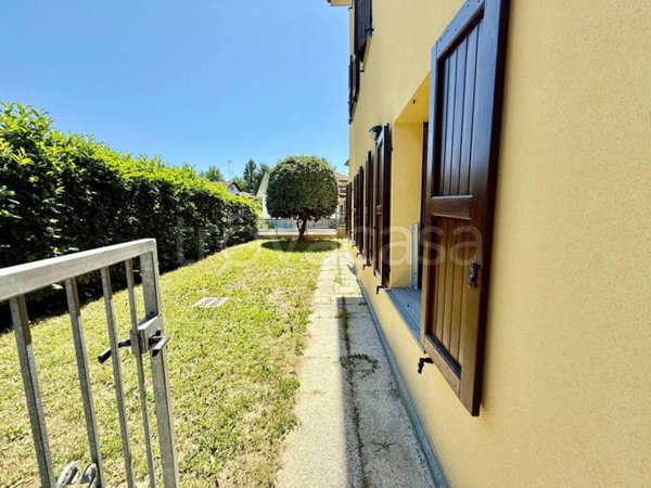 appartamento in vendita a Castenaso in zona Fiesso