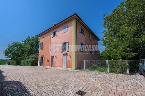 casa indipendente in vendita a Castenaso