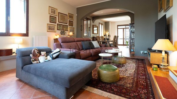 casa indipendente in vendita a Castenaso in zona Marano