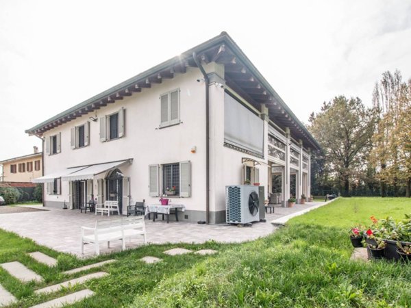 casa indipendente in vendita a Castenaso