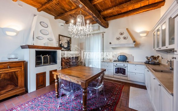 casa indipendente in vendita a Castenaso in zona Fiesso