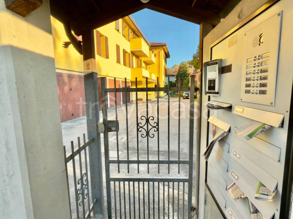 appartamento in vendita a Castenaso in zona Fiesso