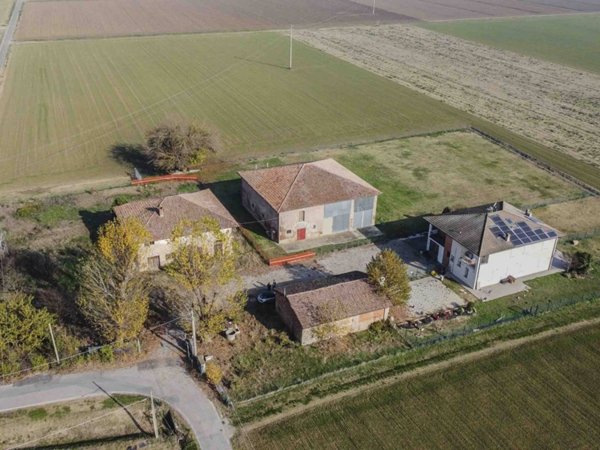 casa indipendente in vendita a Castenaso