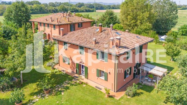 casa indipendente in vendita a Castenaso in zona Villanova