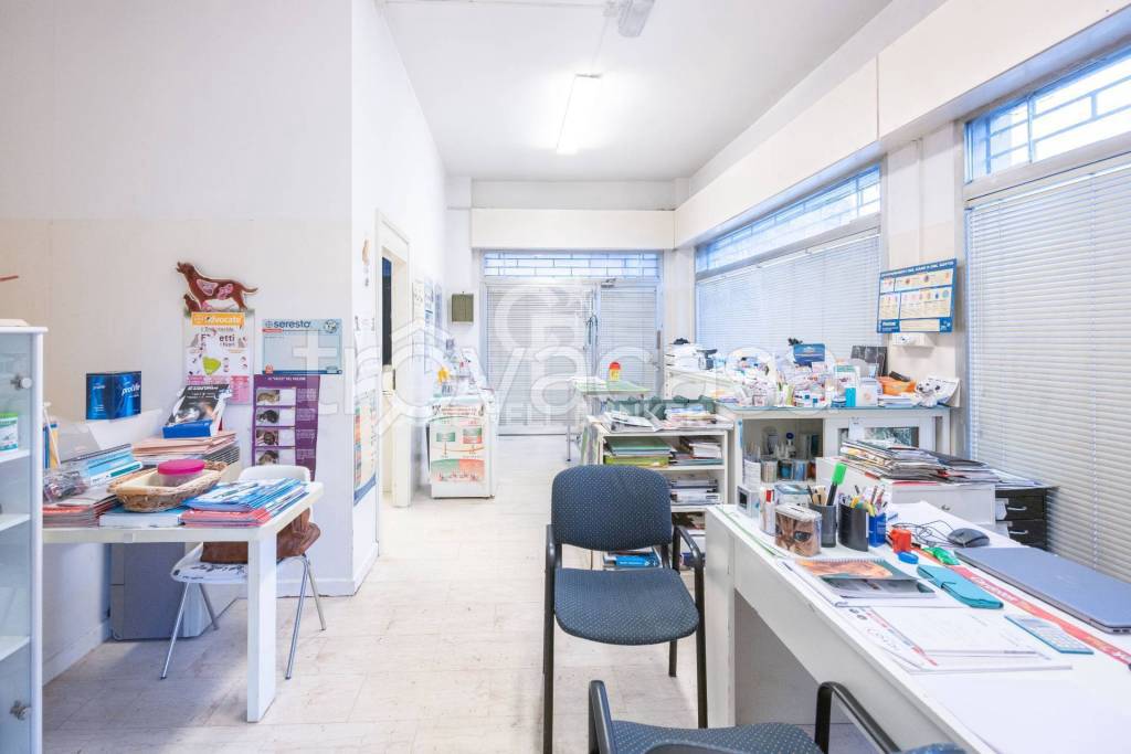 negozio in vendita a Castenaso