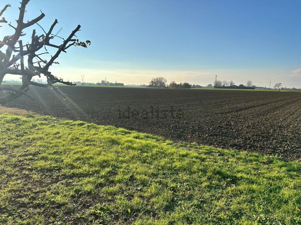 capannone in vendita a Castenaso