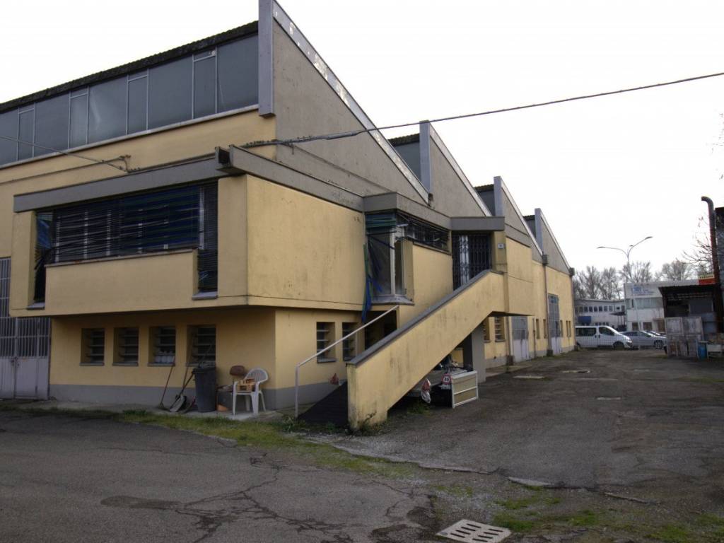 locale commerciale in vendita a Castenaso in zona Villanova