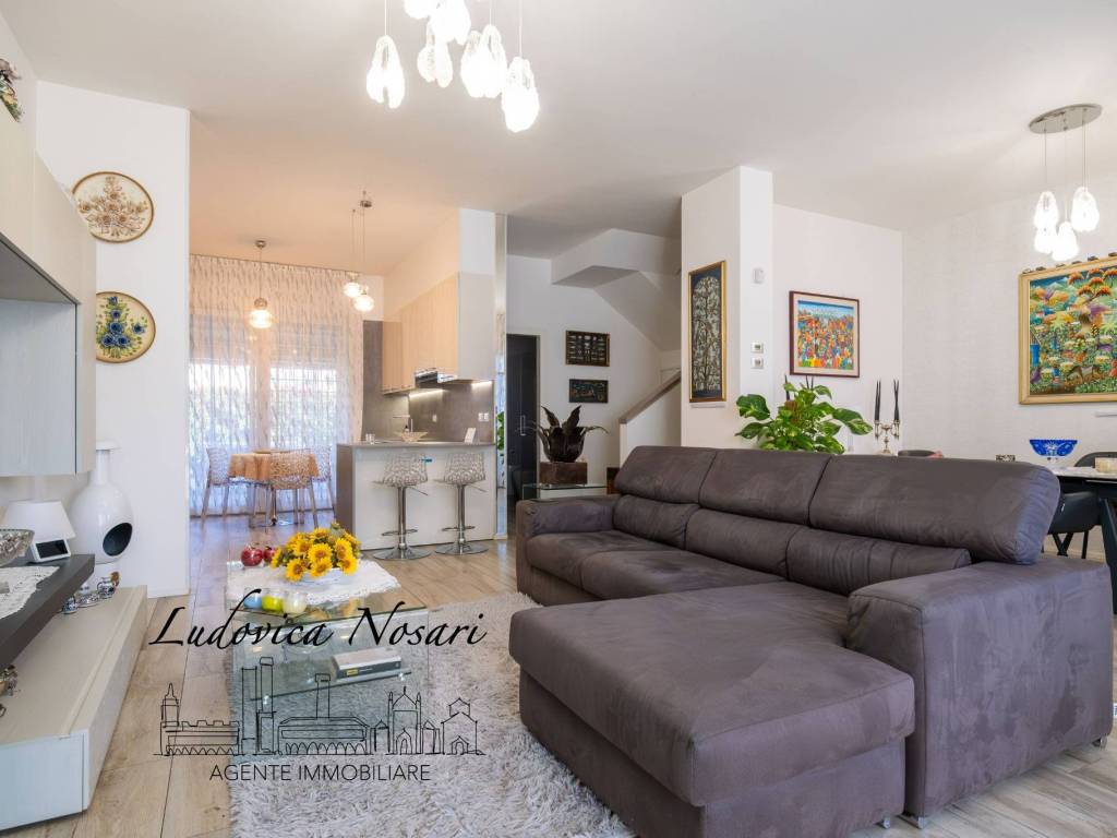 casa indipendente in vendita a Castenaso in zona Villanova