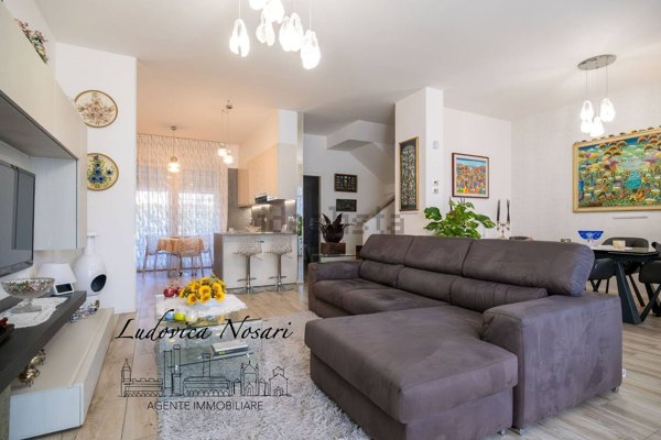 casa indipendente in vendita a Castenaso in zona Villanova