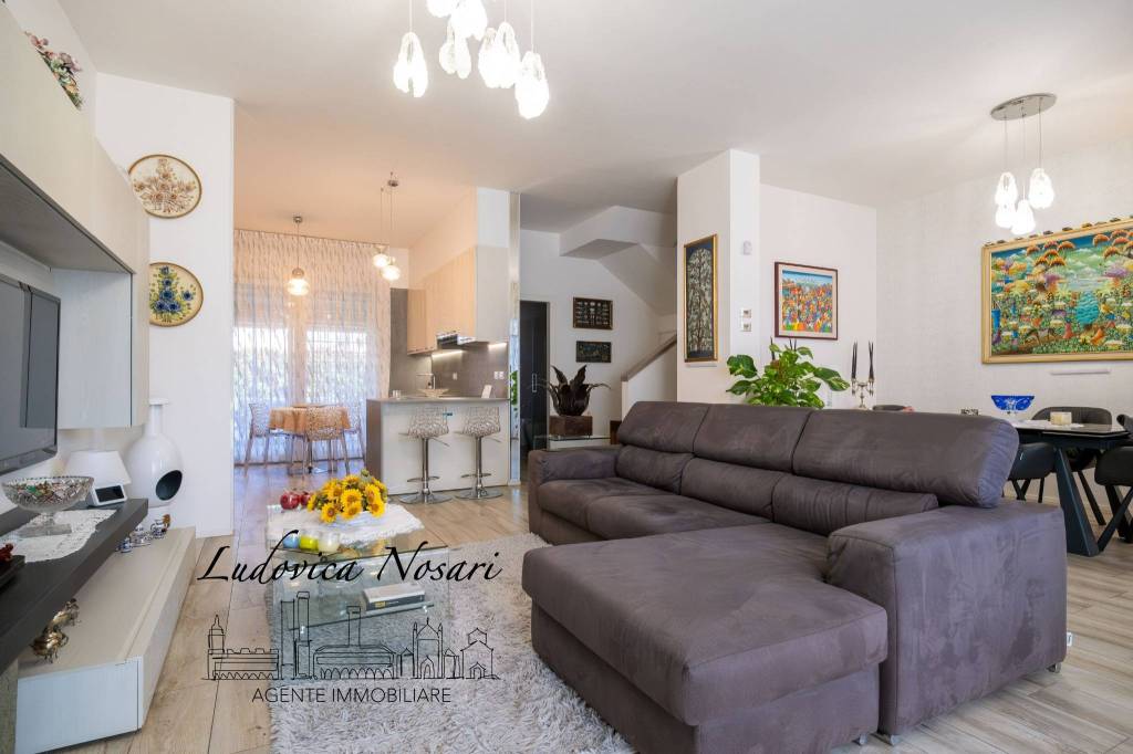 casa indipendente in vendita a Castenaso in zona Villanova