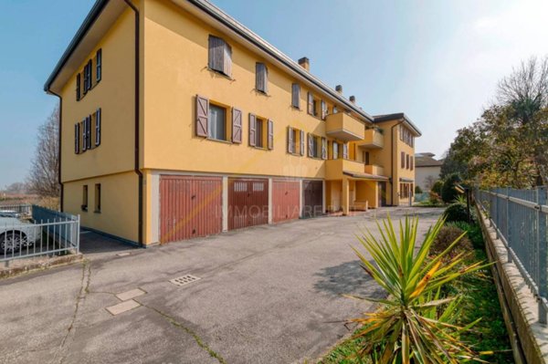 appartamento in vendita a Castenaso in zona Fiesso