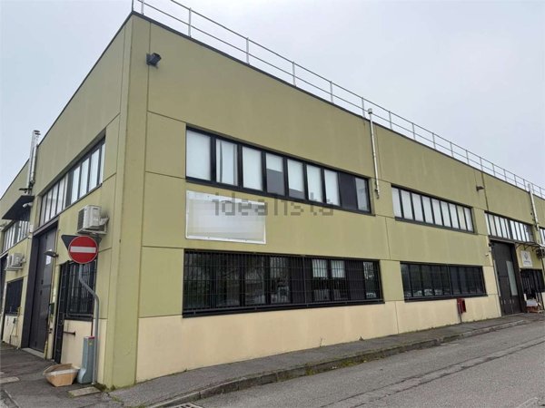 locale di sgombero in vendita a Castenaso in zona Villanova