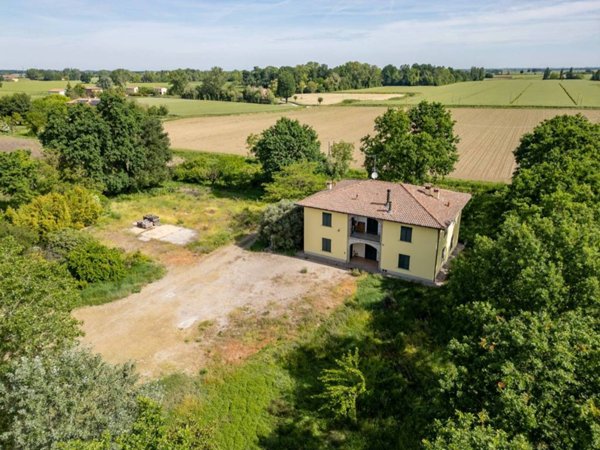 casa indipendente in vendita a Castenaso