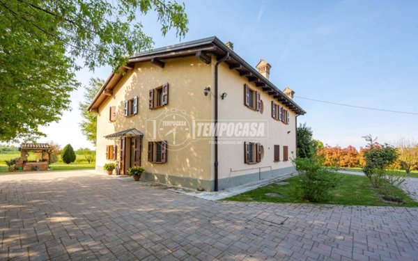 casa indipendente in vendita a Castenaso in zona Marano