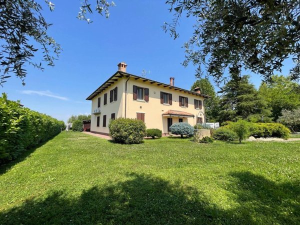 casa indipendente in vendita a Castenaso in zona Veduro