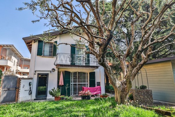 casa indipendente in vendita a Castenaso in zona Fiesso