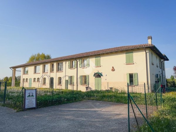 locale commerciale in vendita a Castenaso in zona Marano