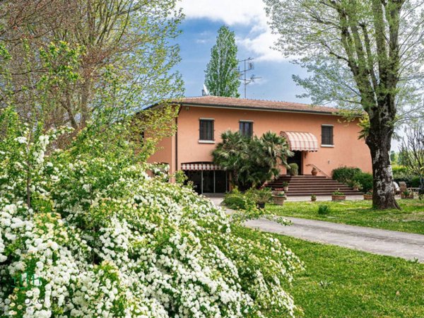 casa indipendente in vendita a Castenaso in zona Marano