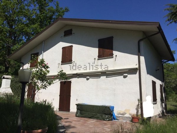 casa indipendente in vendita a Castiglione dei Pepoli in zona Sparvo