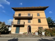 appartamento in vendita a Castiglione dei Pepoli in zona Sparvo