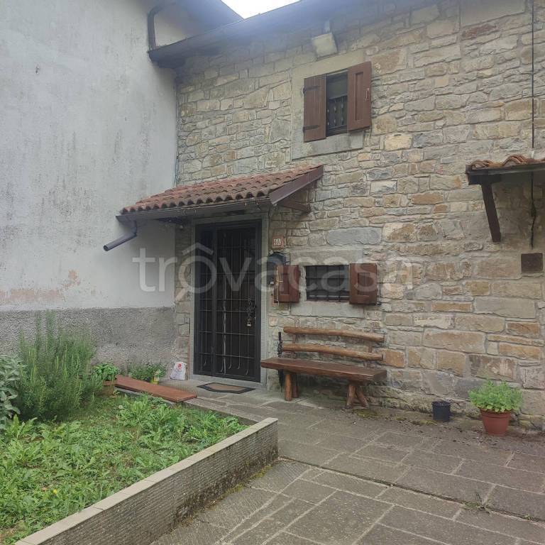 casa indipendente in vendita a Castiglione dei Pepoli in zona San Giacomo