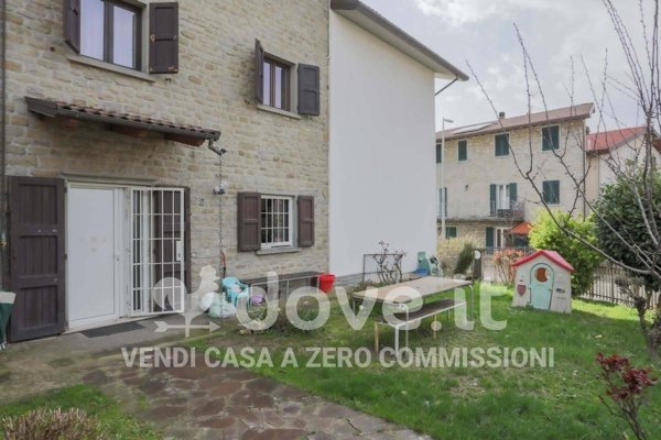 casa indipendente in vendita a Castiglione dei Pepoli