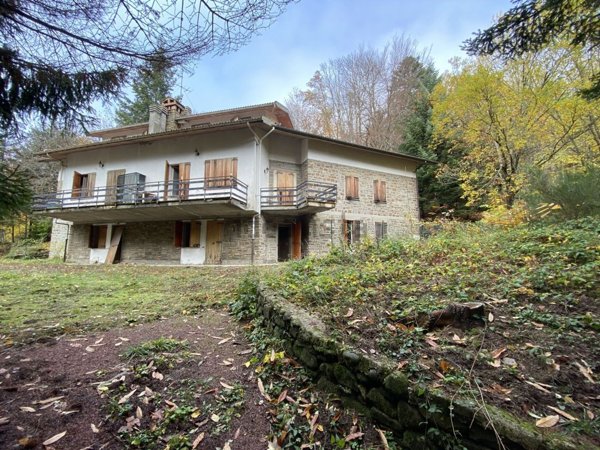 casa indipendente in vendita a Castiglione dei Pepoli in zona Roncobilaccio