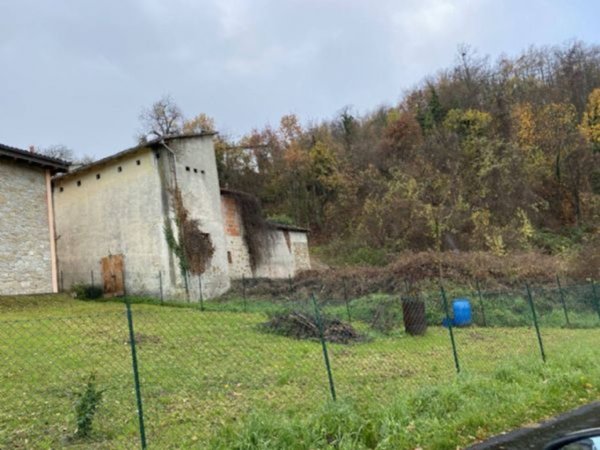 terreno edificabile in vendita a Castiglione dei Pepoli
