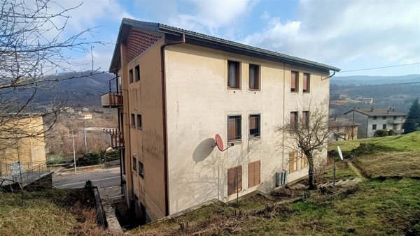 appartamento in vendita a Castiglione dei Pepoli in zona Roncobilaccio
