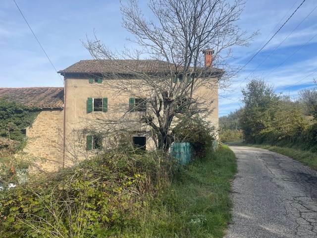 casa indipendente in vendita a Castiglione dei Pepoli in zona Creda