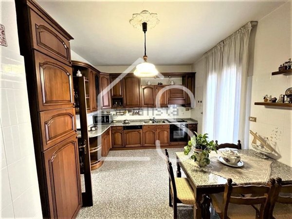 casa indipendente in vendita a Castiglione dei Pepoli in zona Spianamento