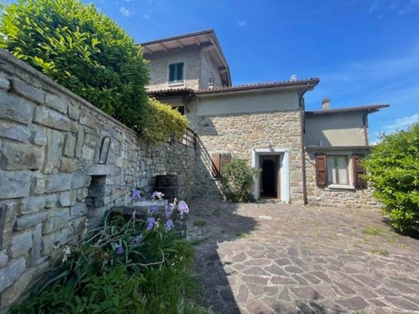 casa indipendente in vendita a Castiglione dei Pepoli in zona Lagaro