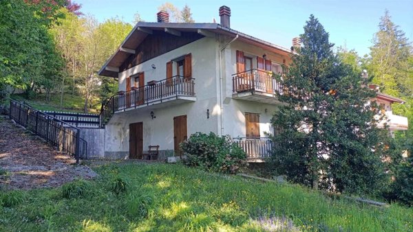 casa indipendente in vendita a Castiglione dei Pepoli in zona Roncobilaccio