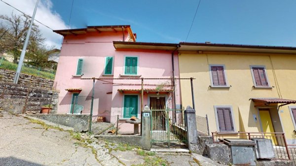 casa indipendente in vendita a Castiglione dei Pepoli in zona Roncobilaccio