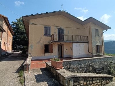 casa indipendente in vendita a Castiglione dei Pepoli in zona Baragazza