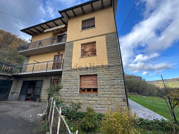 appartamento in vendita a Castiglione dei Pepoli in zona Roncobilaccio