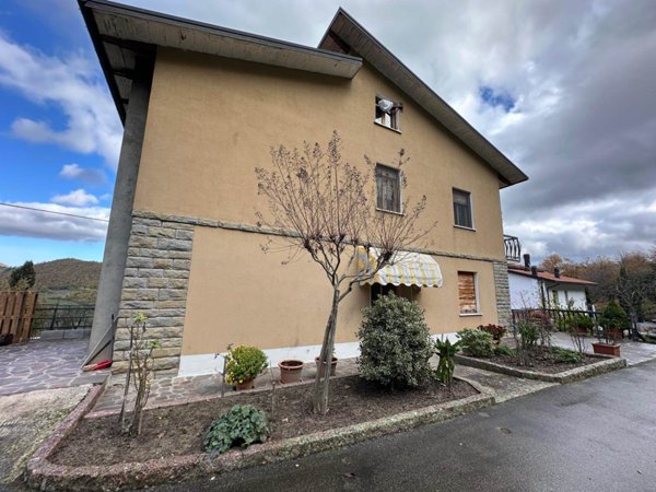 appartamento in vendita a Castiglione dei Pepoli in zona Roncobilaccio