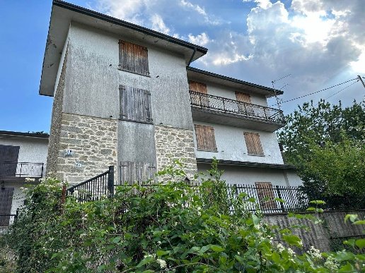 casa indipendente in vendita a Castiglione dei Pepoli