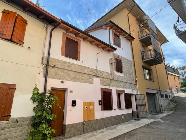 appartamento in vendita a Castiglione dei Pepoli in zona Lagaro