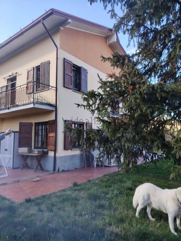 casa indipendente in vendita a Castiglione dei Pepoli in zona Lagaro