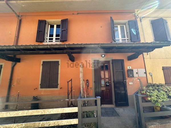 casa indipendente in vendita a Castiglione dei Pepoli in zona Roncobilaccio