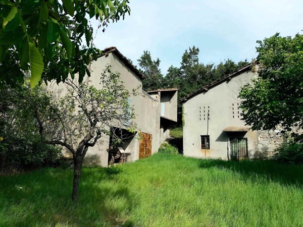 casa indipendente in vendita a Castiglione dei Pepoli in zona Creda