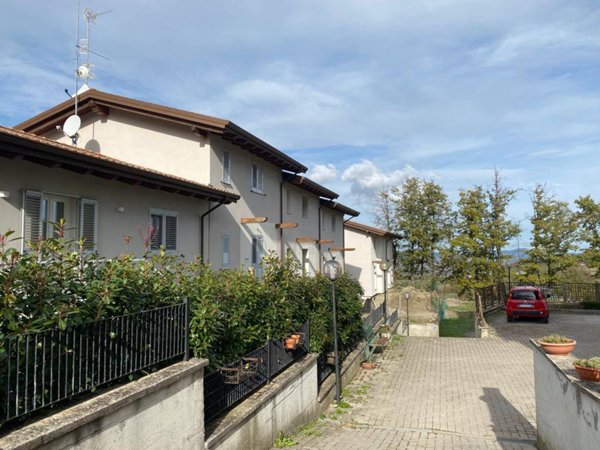 casa indipendente in vendita a Castiglione dei Pepoli