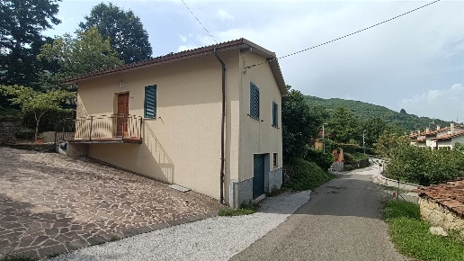 casa indipendente in vendita a Castiglione dei Pepoli