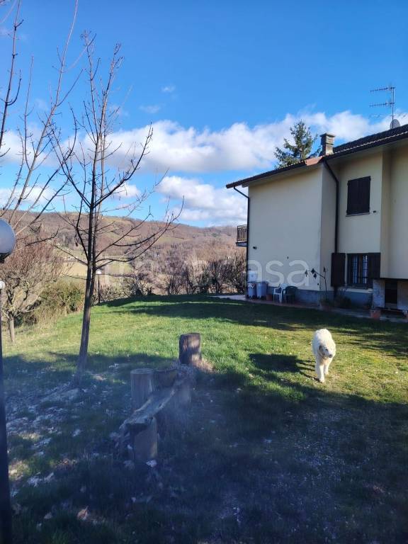 casa indipendente in vendita a Castiglione dei Pepoli in zona Lagaro