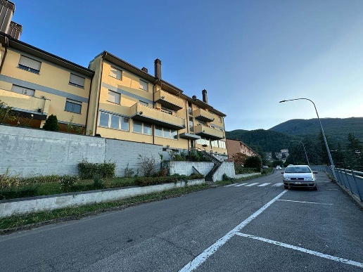 appartamento in vendita a Castiglione dei Pepoli in zona Roncobilaccio