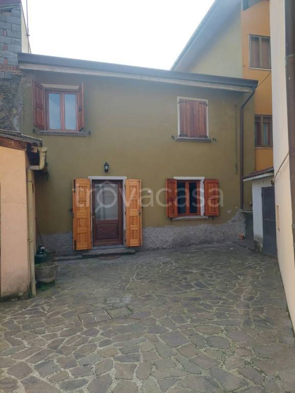 casa indipendente in vendita a Castiglione dei Pepoli