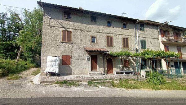 casa indipendente in vendita a Castiglione dei Pepoli in zona Baragazza